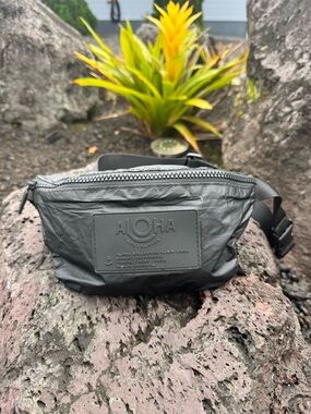 ALOHA Collection Black Label Tyvek Crossbody Belt Bag Travel Surf Yoga Hawaii